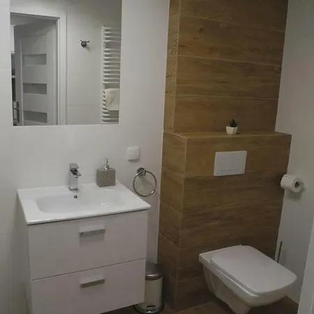 아파트 Skalite Ul Wozna 14 *