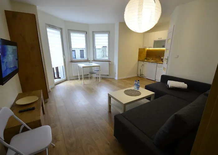 Skalite Ul Wozna 14 *